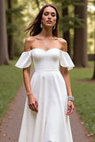 Branco simples Uma linha varrer trem vestido de noiva com babados