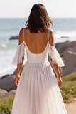 Uma linha branca ombro frio Chiffon Beach vestido de noiva