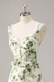 Espartilho de flor verde Um vestido de dama de honra linha com babados