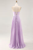 Strapless plissado lilás uma linha longo vestido de dama de honra