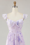 Flor de lavanda estampada babado uma linha vestido de dama de honra com fenda