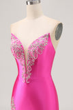 Fuchsia Strapless friso bodycon Homecoming vestido com fenda
