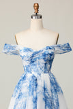 Flor azul branca fora do ombro uma linha vestido curto Homecoming