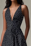 Vestido Verão Decote em V Ponto Branco Preto Curto/Mini Linha-A