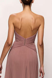 Strapless Blush Backless Ruched longo vestido de noite com fenda