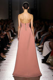 Rosa simples Ruched Strapless longo vestido de noite com fenda