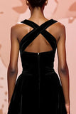 Vestido de noite simples de veludo preto longo buraco da fechadura