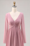 Rosa empoeirada simples mangas longas V-neck vestido de dama de honra com fenda