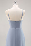 Dusty Blue Chiffon Uma linha longo vestido de dama de honra com babados