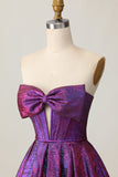 Espartilho Metálico Roxo Escuro Sem Alças Um Vestido Homecoming Linha