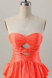 Laranja Strapless Tiered Uma linha cortada Homecoming Dress com frisos