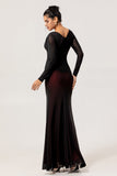 Preto vermelho Ruched bainha manga longa vestido de dama de honra com fenda