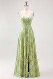 Sage Green Floral Uma linha vestido de dama de honra com fenda