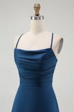 Alças de espaguete azul escuro Uma linha longo vestido de dama de honra