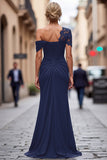 Vestido Longo Preto de Um Ombro com Apliques para a Mãe da Noiva