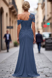 Vestido Longo Preto de Um Ombro com Apliques para a Mãe da Noiva