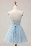Azul claro Uma linha frisada curto Sequins Homecoming vestido com renda para trás