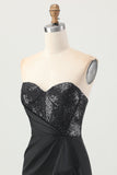 Preto Espartilho sem alças Bodycon frisado Homecoming Dress com fenda