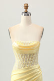 Espartilho de cetim amarelo apertado vestido curto Homecoming com renda para trás
