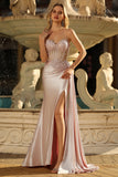 Vestido de Baile Longo com Alças Finas e Apliques em Champanhe