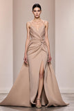 Champagne cetim backless ruched longo vestido de noite com fenda