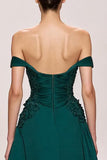 Cetim verde claro uma linha vestido de noite longo com apliques