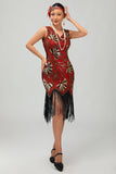 Vestido de lantejoulas douradas vermelhas franjadas da década de 1920 com conjunto de acessórios de 5 peças