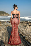 Strapless Borgonha Sereia Vestido de Noite com Fenda