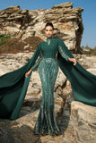 Vestido de noite de sereia verde escuro brilhante com mangas de cabo