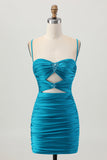 Escuro Khaki Ruched Cut-Out Tight Mini Homecoming Dress com renda para trás