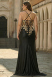 Vestido de baile longo de finalistas com lantejoulas e lantejoulas com contas pretas e fenda