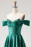 Vestido de Baile de Finalistas Longo com Espartilhos Roxos Com Missangas Caídas