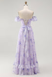Lavanda Floral babado fora do ombro Um vestido de dama de honra linha
