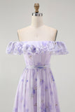 Lavanda Floral babado fora do ombro Um vestido de dama de honra linha