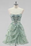 Dusty Sage Strapless Tiered Uma linha Homecoming Dress