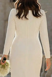 Vestido de noiva mais size em cetim franzido bodycon decote de marfim com fenda