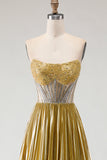 Vestido de baile de finalista dourado metálico, sem alças, plissado em A-Line e Espartilho Longo com Fenda