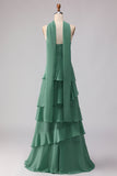 Vestido de Dama de Honor Verde com Folhos e Um Lenço no Pescoço
