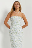Vestido Midi Justo ao Corpo com Estampado Floral Azul e Branca para Convidada de Casamento
