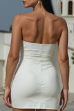 Vestido de Noiva Curto Branco Bodycon Bodycon, Sem Alças e Franzidas.