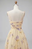 Vestido de Baile Amarelo Floral A Line Plissado e Estampado com Folhos