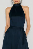 Vestido Comprido Marinha para Convidada de Casamento com Decote Halter e Bolsos