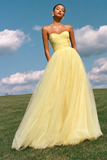 Vestido de Baile Longo, Organza Amarelo Claro Strapless, A Line Organza