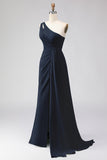 Vestido de dama de honor verde sálvia, linha A, um ombro comprido, com fenda