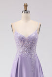 Vestido de Baile Comprido Roxo com Alças Finas e Aplicações com Racha