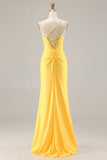 Espartilho amarelo com missangas em forma de sereia, renda nas costas, vestido comprido de baile com fenda