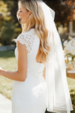 Vestido de Noiva Midi Branco Justo ao Corpo em Renda com Racha