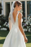 Vestido de Noiva Midi Branca com Linha-A decote em V e renda