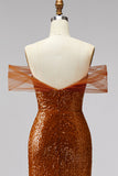 Vestido de baile de finalistas com lantejoulas de sereia de ombros descobertos, decote em V e cauda de varrida