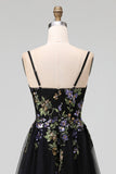 Vestido Midi Preto com Alças Finas em Tule com Aplicação para Convidada de Casamento